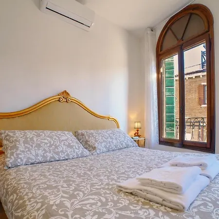Amorucci House Apartament